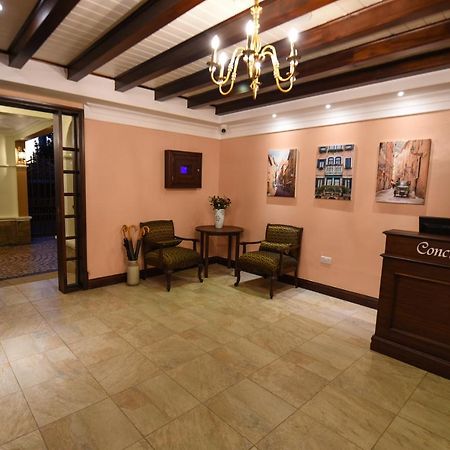 Casa Solada Hotel Kampala Extérieur photo