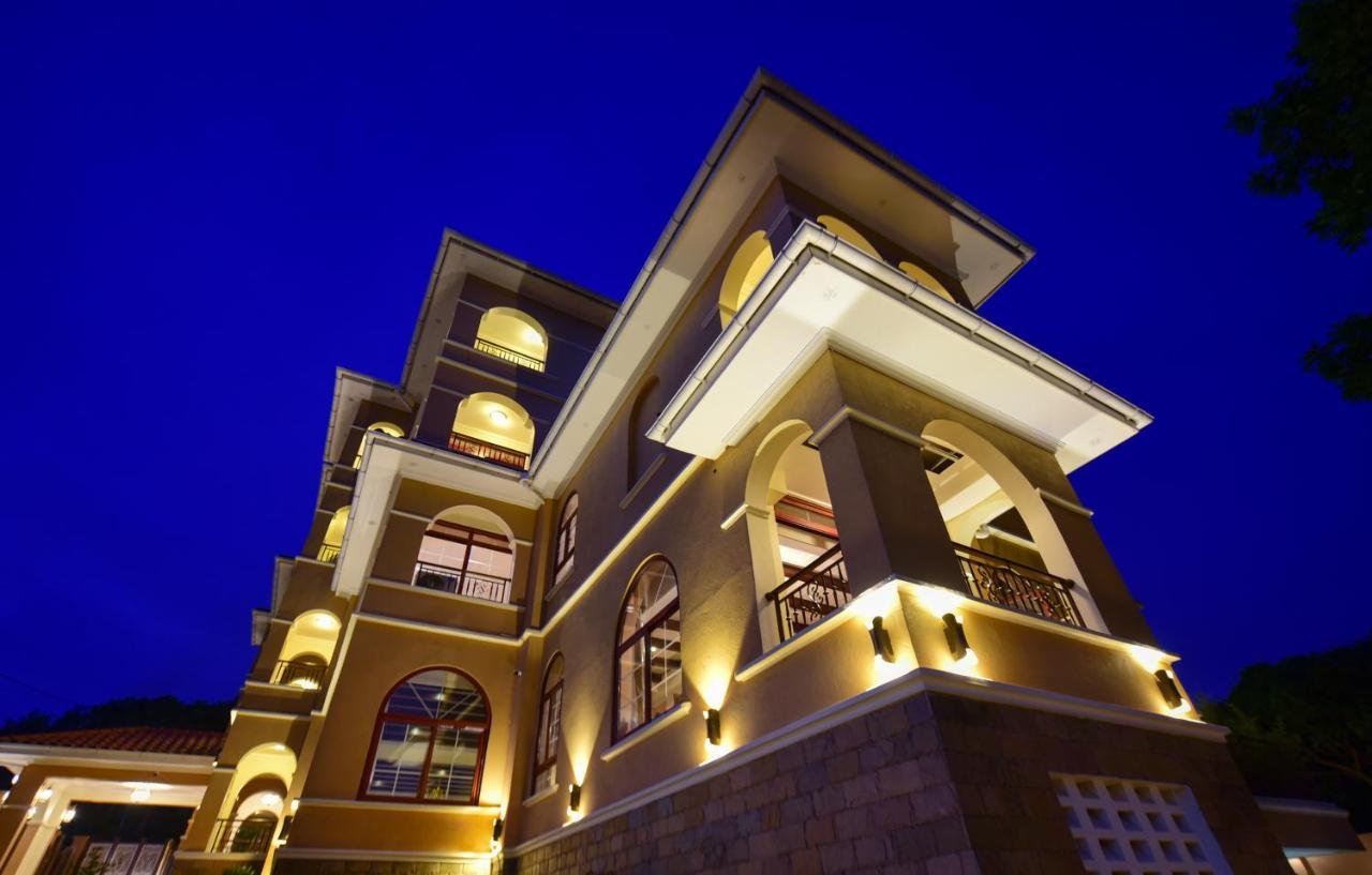 Casa Solada Hotel Kampala Extérieur photo