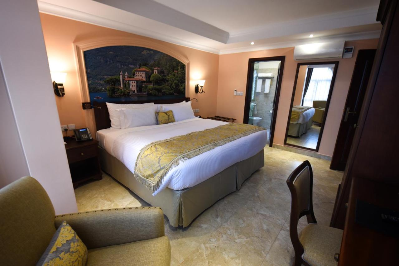 Casa Solada Hotel Kampala Extérieur photo