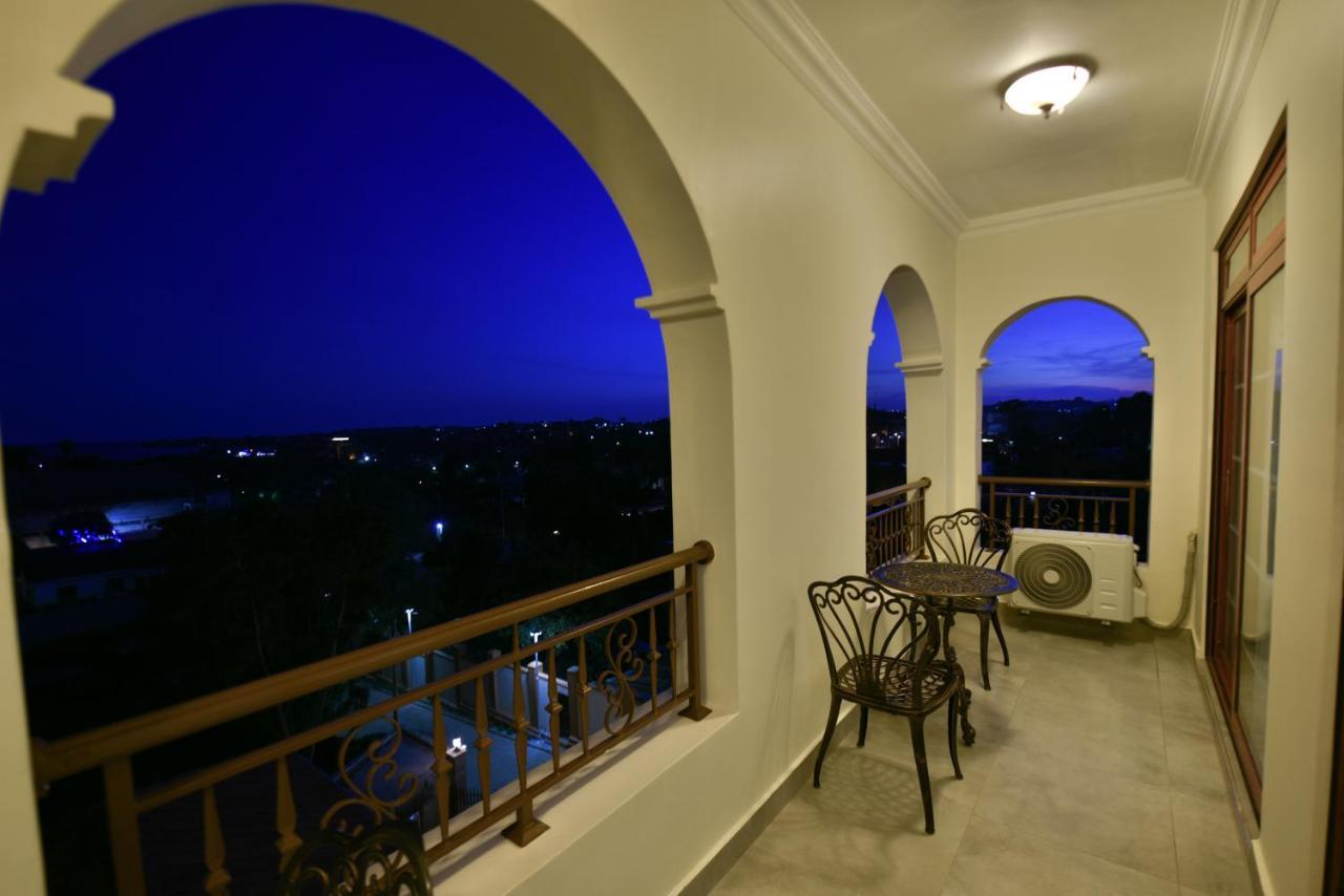 Casa Solada Hotel Kampala Extérieur photo