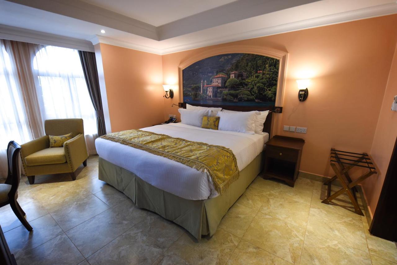 Casa Solada Hotel Kampala Extérieur photo